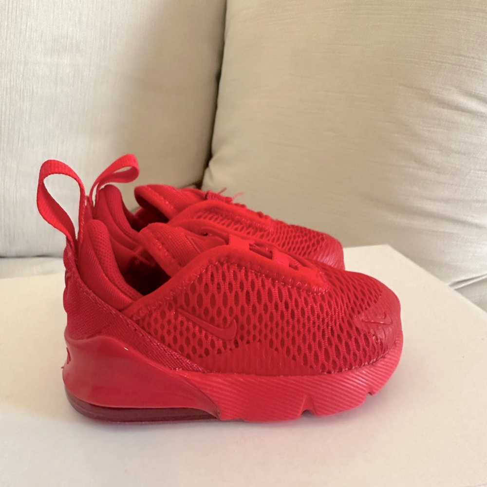 Nike Air Max 270 | color University Red | Toddler Size 5C